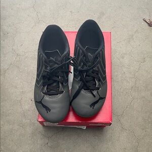 Puma Men's Black and Gray Athletic Shoes